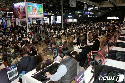 韓国のゲーム展示会に18万人集結、オンラインは約100万人 – KOREA WAVE