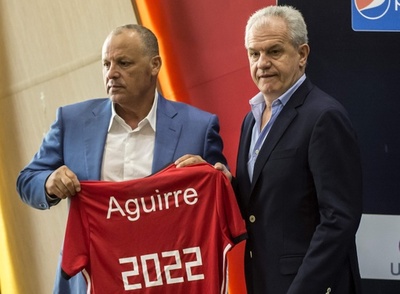 エジプトの新監督にアギーレ氏、月給1300万円の4年契約