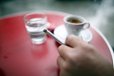 塩分過多や喫煙、生活習慣に起因する死者が増加 研究