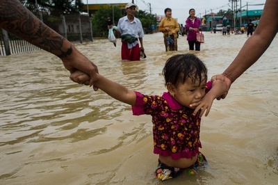 ミャンマー各地で洪水、10人死亡 5万4000人超避難