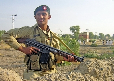 パキスタン軍、北ワジリスタン地区で武装勢力19人を殺害