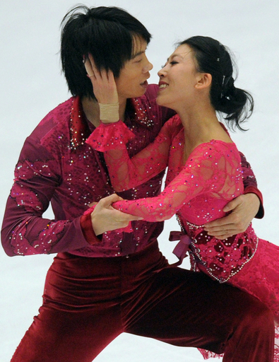 ホウ清／トウ健組が今季2勝目、フィギュア中国杯