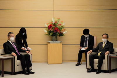 中日関係の悪化傾向を食い止めた王毅氏の訪日