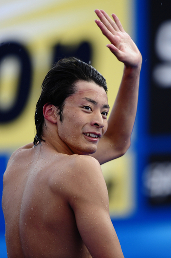 入江 全体2位で男子200メートル背泳ぎ決勝進出、世界水泳