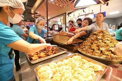 昨年の最終消費支出 GDPの54.3％ 中国
