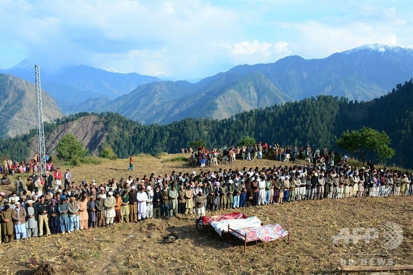 カシミール国境で砲撃、民間人含む10人死亡 印パは互いを非難