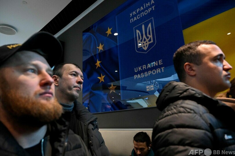 ポーランドとリトアニア、徴兵対象年齢ウクライナ人の帰国を支援する用意