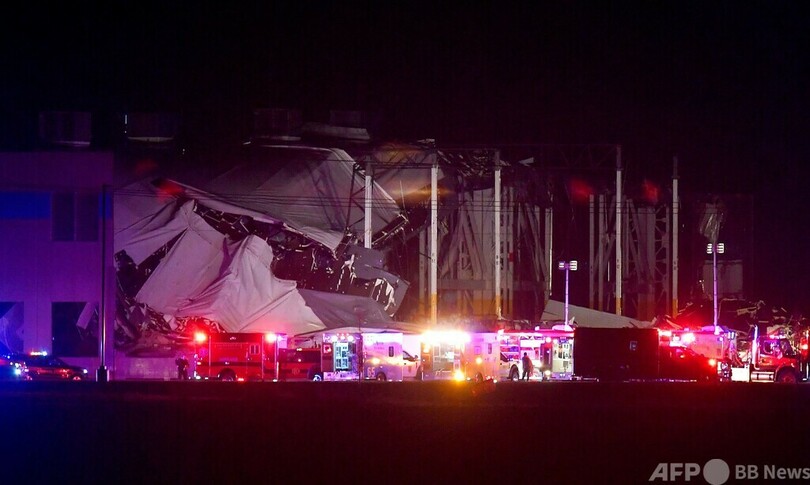 米5州で大規模な竜巻、死者100人超か