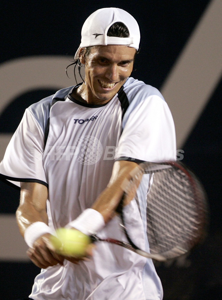 ＜テニス アビエルト・メヒカーノ・テルセル2007＞男子シングルス・決勝、チェラ モヤをストレートで降し優勝を飾る - メキシコ