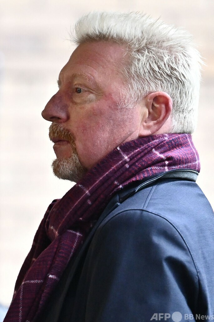 破産のベッカー氏、トロフィーなど財産隠しの不正 英で裁判