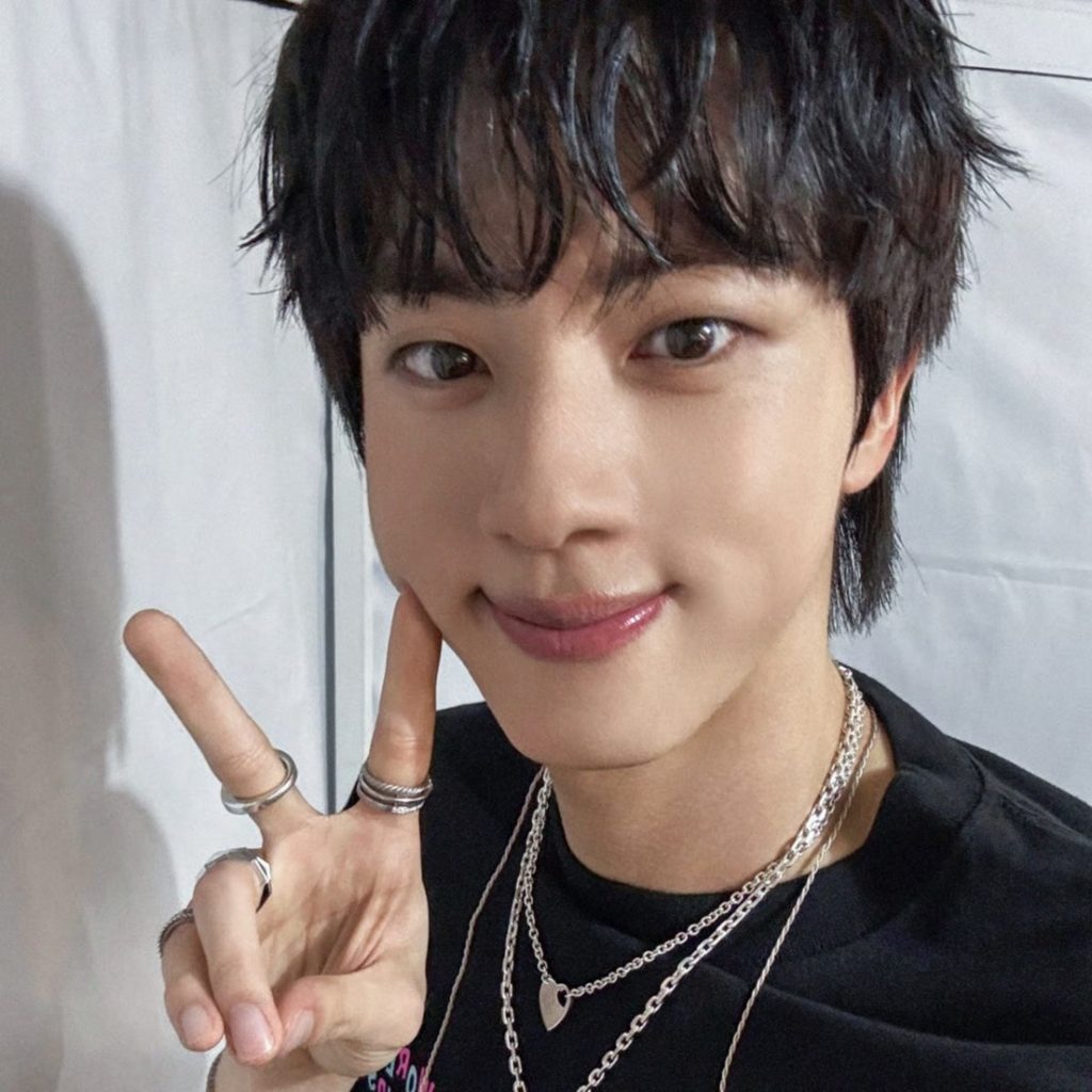 BTSジン、「マイワンピック」K-POP個人部門で80週連続1位 写真枚 国際