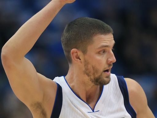 NBA選手が飲酒運転事故に巻き込まれる、キャリアを脅かす重傷