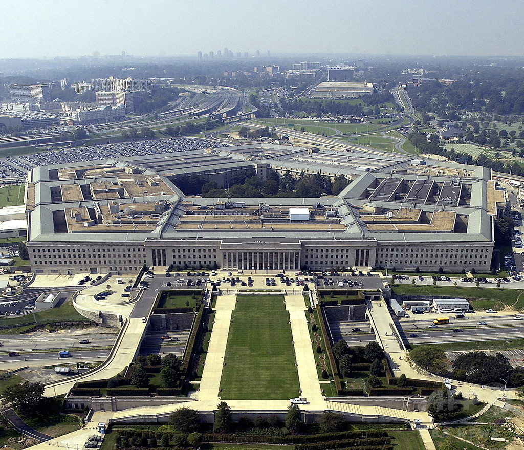 米軍の採用基準見直しへ、マリフアナ吸引歴あっても応募可能に? 米軍の採用基準見直しへ、マリフアナ吸引歴あっても応募可能に?