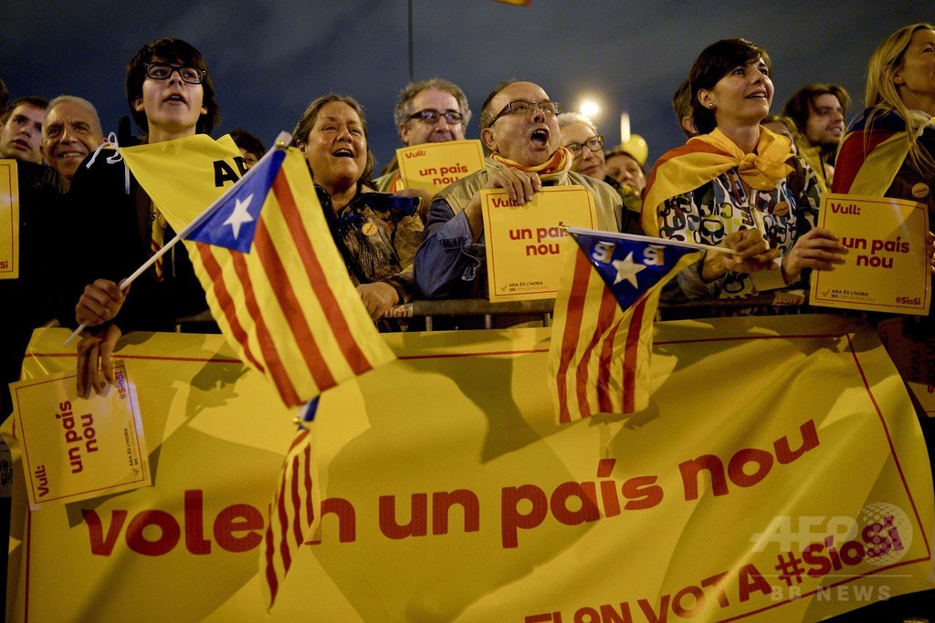 カタルーニャ独立投票中に「大規模なサイバー攻撃」、自治州首相 写真2枚 国際ニュース：AFPBB News