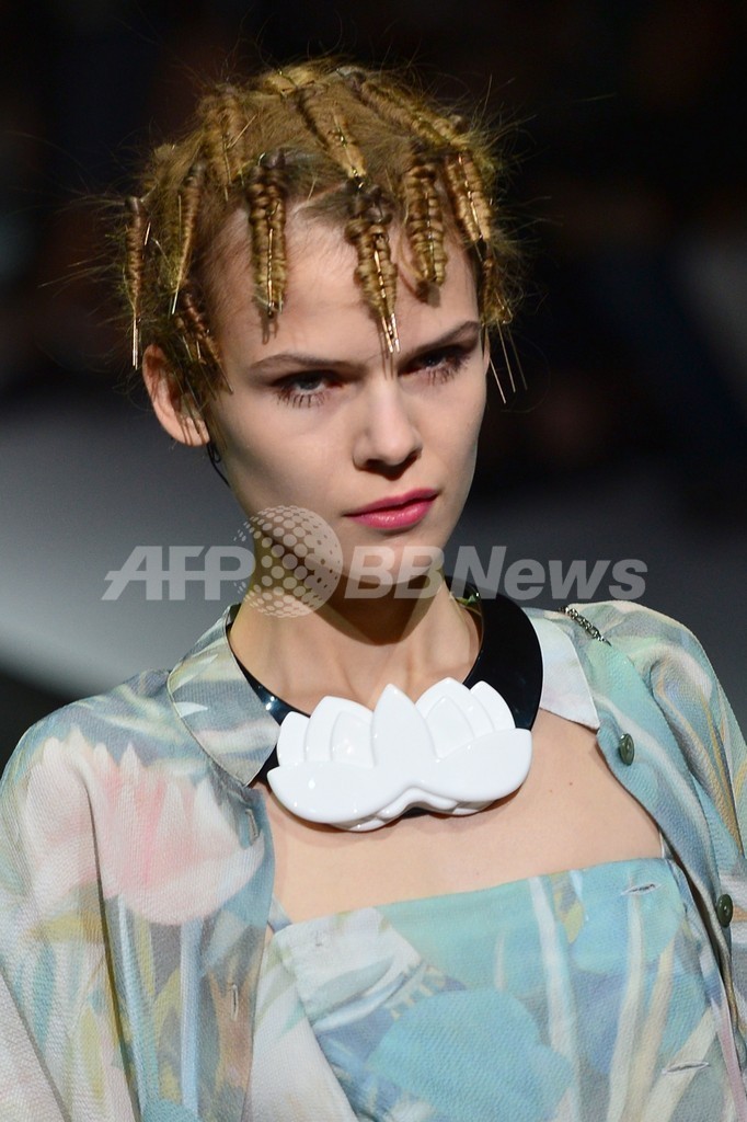 ＜14年春夏ミラノコレクション＞エンポリオ アルマーニ