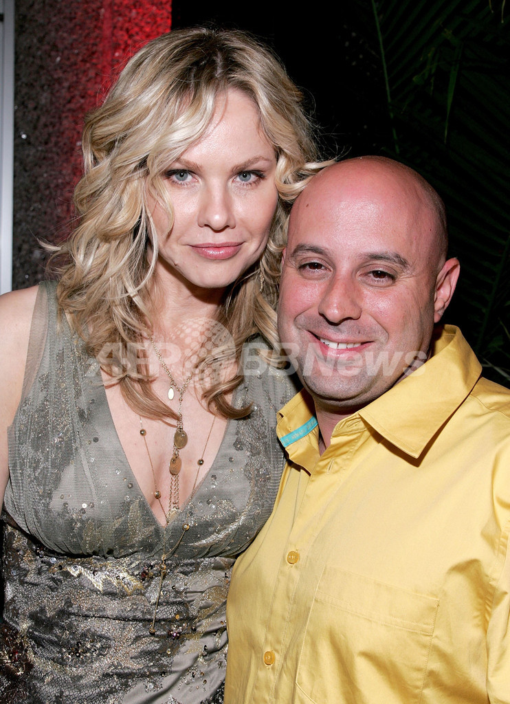 コメディ ドラマ Rescue Me 第3シーズン プレミア 主演のデニス リアリーが出席 米国 国際ニュース Afpbb News