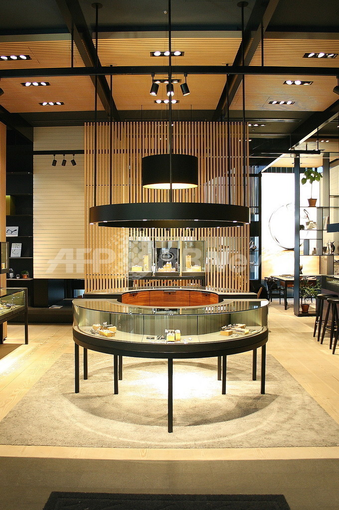 ジョージ ジェンセン、日本最大旗艦店をオープン