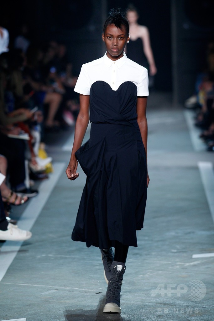 ドットとレイヤードでポップに、「マーク BY マーク ジェイコブス」15年春夏