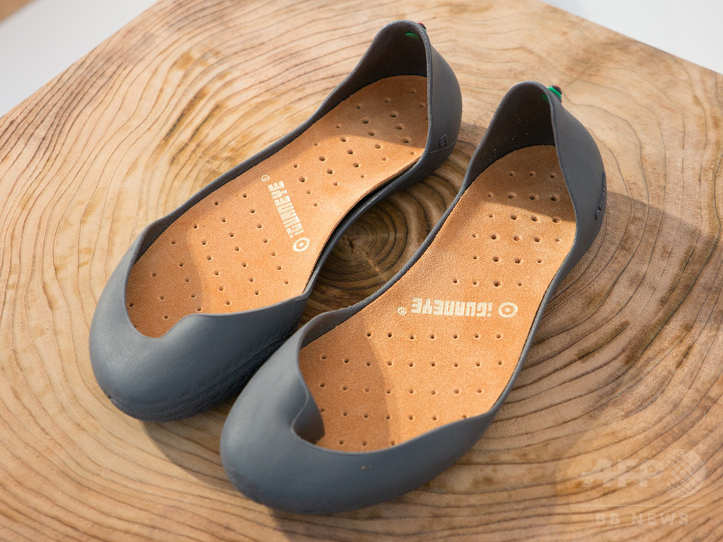 日本人の原点彷彿させる靴、「イグアナアイ」世界第一号店