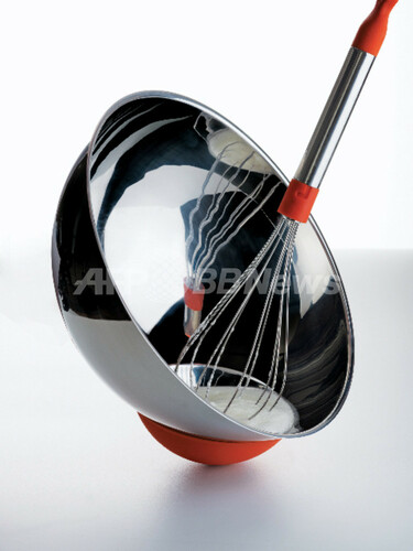 ALESSI アレッシィ ESSENTIEL DE PATISSERIE ウィスク 泡立て器(2機能付き) MC03 ALESSI アレッシィ　essentiel de patisserie ケーキプレート　MC01