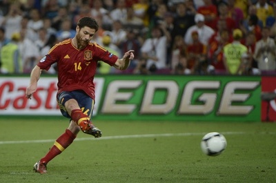 シャビ・アロンソがスペイン代表引退を表明