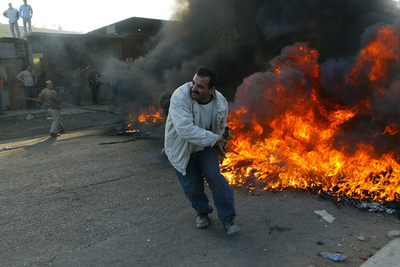 ベイルートで治安関係者を狙った爆発、4人が死亡