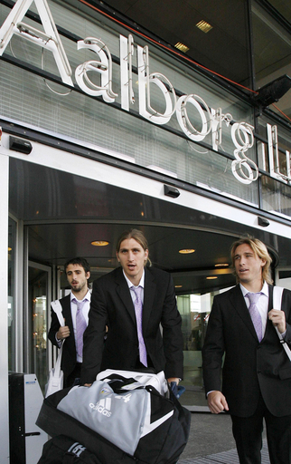 アンデルレヒト アウェーでのオールボーBK戦のため現地入り