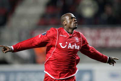 トウェンテ アウェーゴールでレンヌを退けグループリーグ進出