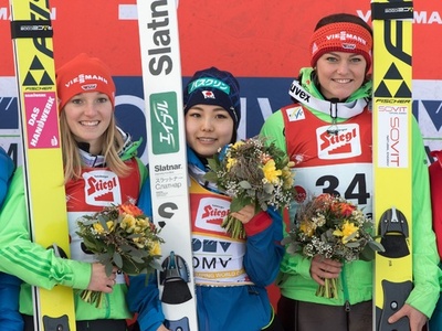 高梨がW杯通算51勝目、伊藤は4位 ジャンプW杯女子