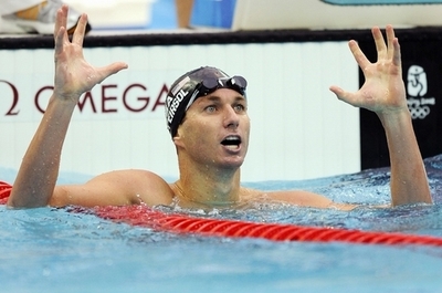 ピアソル 世界新で男子100メートル背泳ぎ連覇