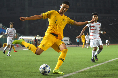 東京五輪を諦めラッパーの道へ、豪サッカー選手の挑戦をクラブも応援