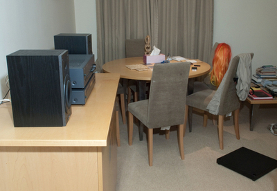 英MI6職員変死事件、遺体入ったカバンから謎のDNA