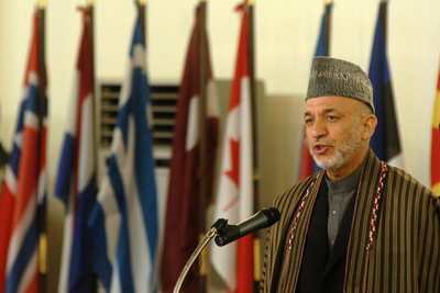 ISAFの指揮権、英軍から米軍へ - アフガニスタン