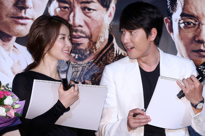 『神の一手』VIP試写会開催、主演2人も出席