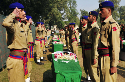 NATO軍誤爆問題、パキスタン側が先に攻撃か 同軍は否定