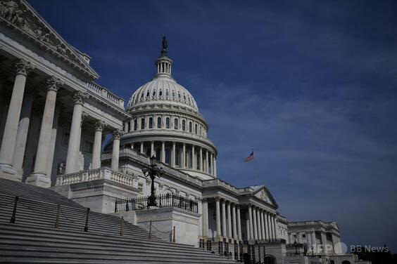 米議会、対ロ制裁法案を可決 原油購入国に最大100%関税