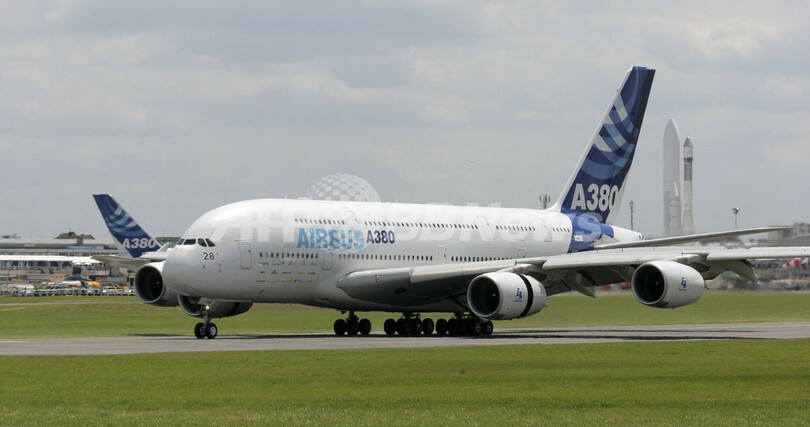 パリ国際航空ショー、一般公開始まる