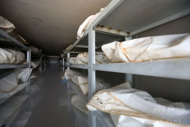 IS戦闘員の遺体700体、冷凍コンテナで一時保存のまま1年 リビア