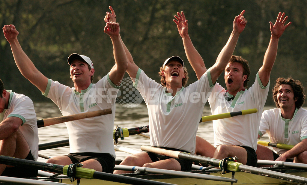 ボートレース ケンブリッジ大学 オックスフォード大学との伝統の一戦を制す 英国 写真15枚 国際ニュース Afpbb News