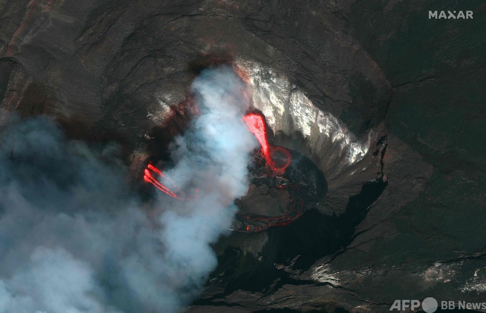 ハワイ島のキラウエア火山が噴火 火山灰の大量放出警告