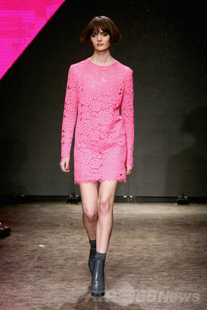 ＜14/15年秋冬NYコレクション＞DKNY