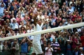 テニス、ウィンブルドン選手権（The Championships Wimbledon 2014）男子シングルス4回戦。勝利に歓喜するニック・キリオス（Nick Kyrgios、2014年7月1日撮影）。(c)AFP/CARL COURT
