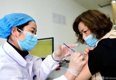 中国でコロナ偽ワクチンの摘発を強化 3億円近く稼いだ犯罪グループも