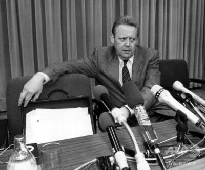 動いた群衆と崩れた壁 世界を変えた1989年11月9日 写真8枚 国際ニュース Afpbb News