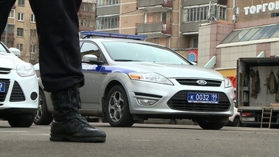 女児の切断頭部掲げ「爆破」脅迫 モスクワで女逮捕