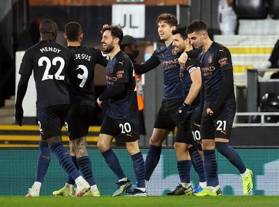 メンバー大幅入れ替えのマンC快勝 チェルシーは痛い引き分け