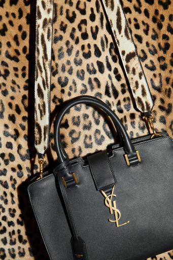 「サンローラン」伊勢丹新宿ポップアップ、限定アイテムも