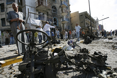 バグダッド中心部でバス爆弾が爆発、29人以上死傷 - イラク