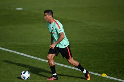 疲れを癒やしたロナウド、EUROポルトガル代表に合流