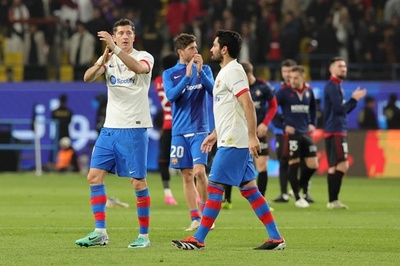 バルサがレアルとのスーパー杯決勝へ オサスナに2点差勝利